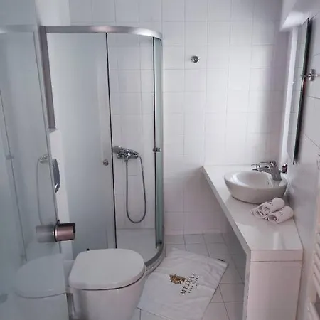 Apartment Gazi Pool House