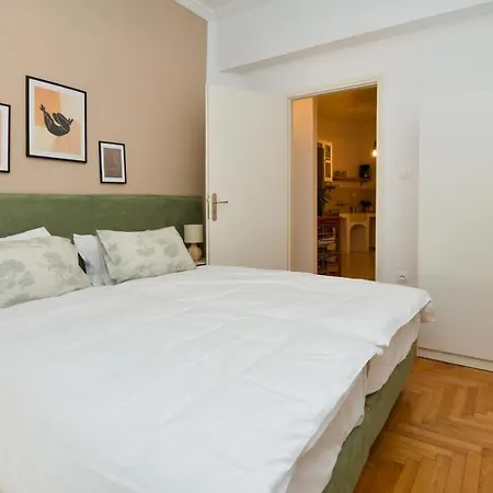 Stylish Next To Acropolis, Metro Stop Fix Appartement *