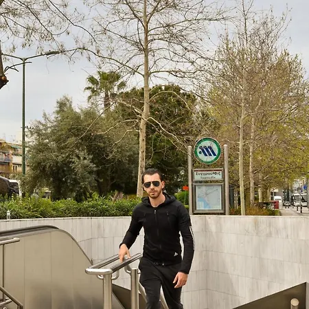 Stylish Next To Acropolis, Metro Stop Fix Appartement
