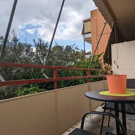 Cozy Apartm.near Metro Ag.marina Apartment Athens