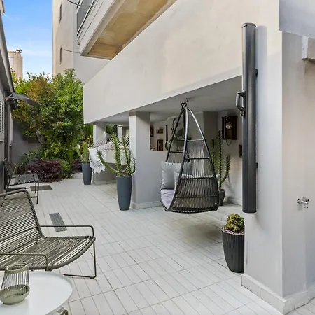 Дом отдыха Luxe House In Glyfada With Near Metro Station C8