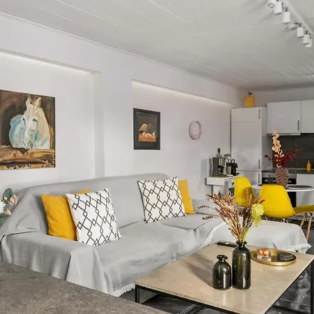 Luxe House In Glyfada With Near Metro Station C8 *