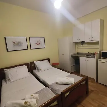 Syntagma C1 * أثينا
