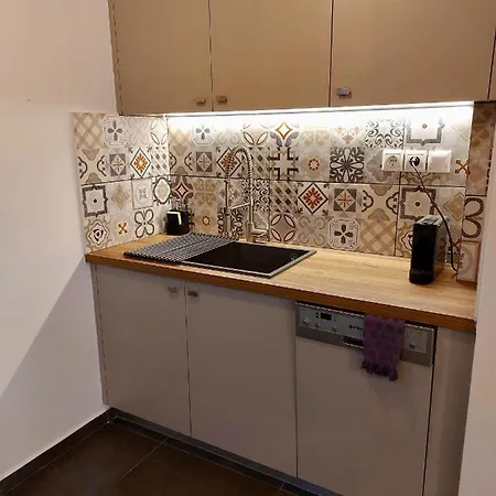 Apartment Christina-anna Athens: Center Near Acropolis And National Gardens