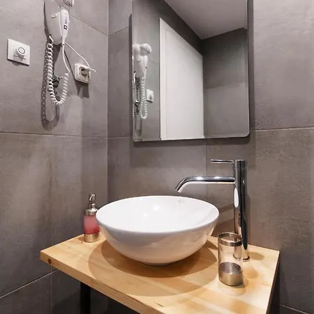 Olvia Hotel 3*