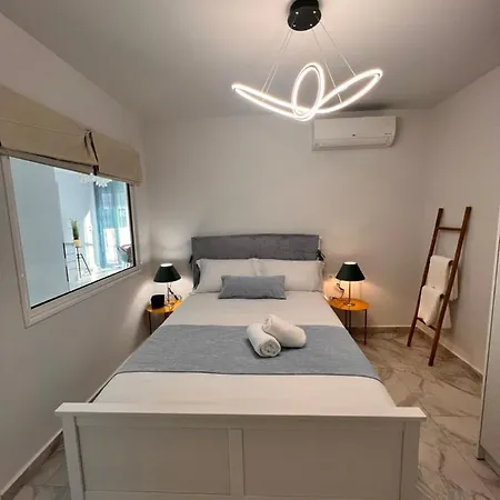 Apartment Casa De Tres Hermanos In The Heart Of Athens