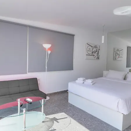 Hotel Athensdot 3*