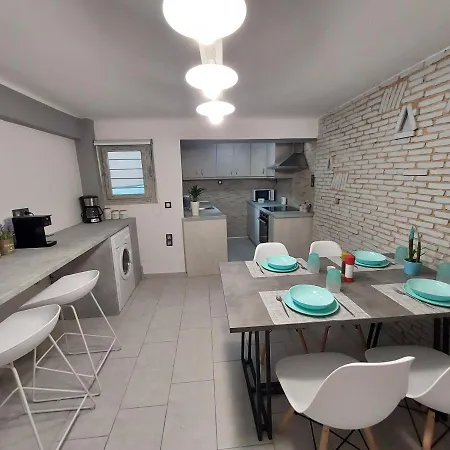 Anastasia's With Yard Apartment Athens