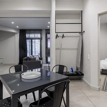 Apartment 85 Sqm In The Heart Of Rooftop Deck Athens