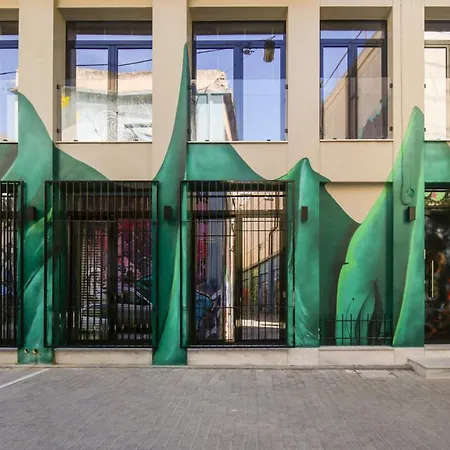 Superb With Rooftop, Perfect For 5 Guests, 85sqm Athens