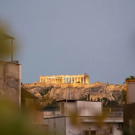Superb With Rooftop, Perfect For 5 Guests, 85sqm Apartment