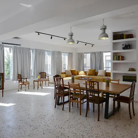 Aris In Psiri Athènes