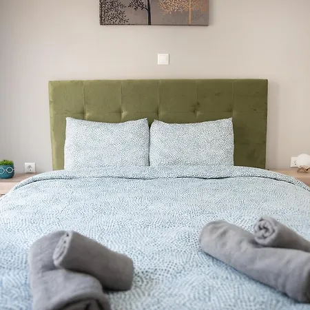 Cozy Flat 5min To Subway Station *