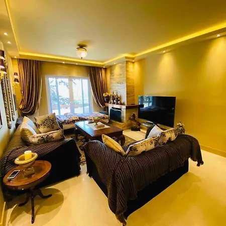 520 爱琴海公寓: 欧式风格电梯房近地铁 Apartment Athens