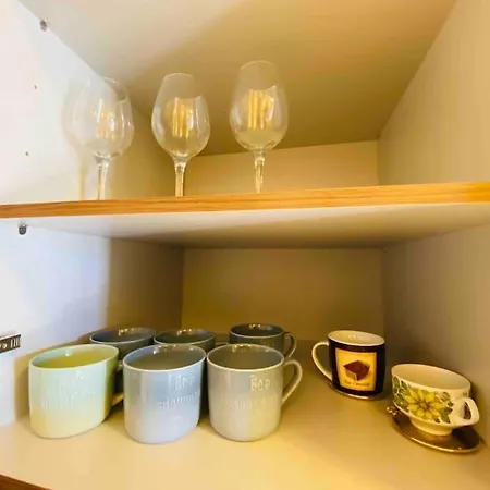 Apartment 520 爱琴海公寓: 欧式风格电梯房近地铁 *