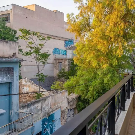 Apartment Superb With Rooftop, Perfect For 5 Guests, 85sqm
