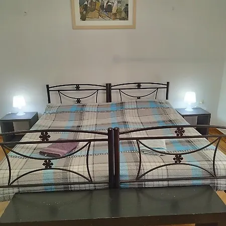 Bed & Breakfast Pilika4 *