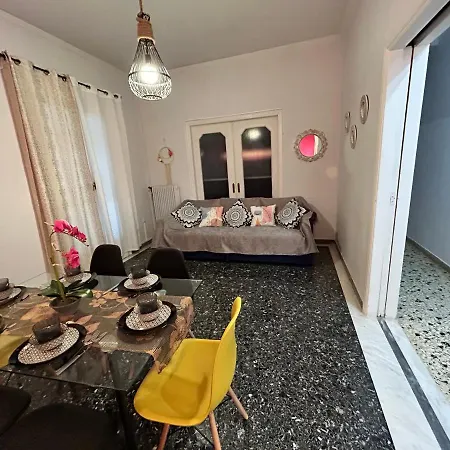 3br Riviera Alimos Apartment
