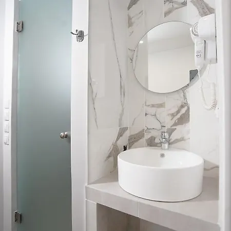 Apartment Tip - *