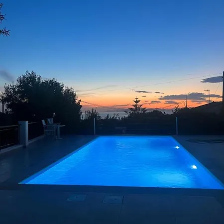 Reina On The Hill Of Vouliagmeni Villa