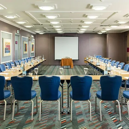 Crowne Plaza Centre By Ihg Hotel 5*