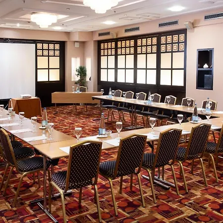 Crowne Plaza Centre By Ihg 5* Atene