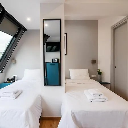Olvia 3* Athens