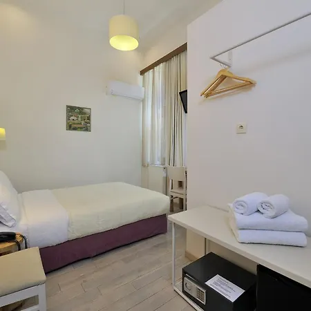 Dryades & Orion Hotel Atene