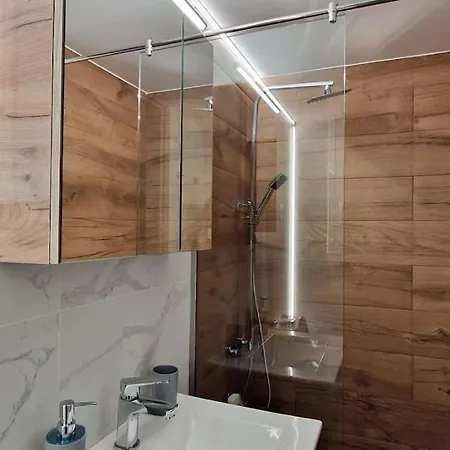 Apartment Lk -b- Metro Larissis 6' Walk -