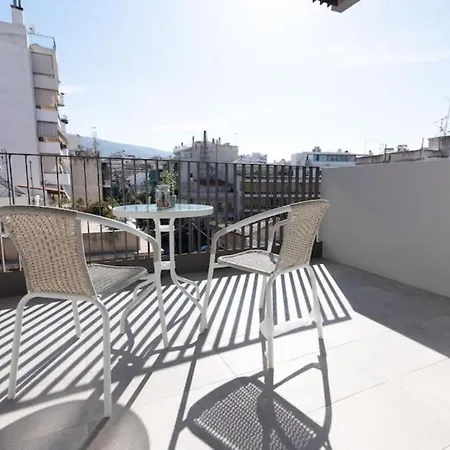 Bright In The New Building Apartment *