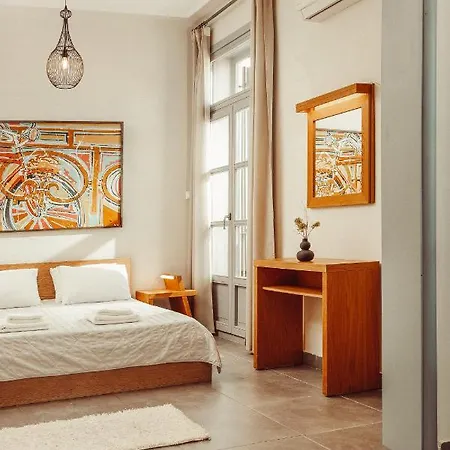 Suitas Apartment