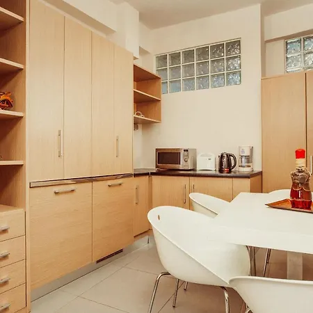 Suitas Apartment *