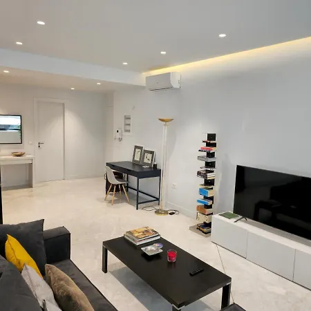 Stylish In Kolonaki Apartment Athens