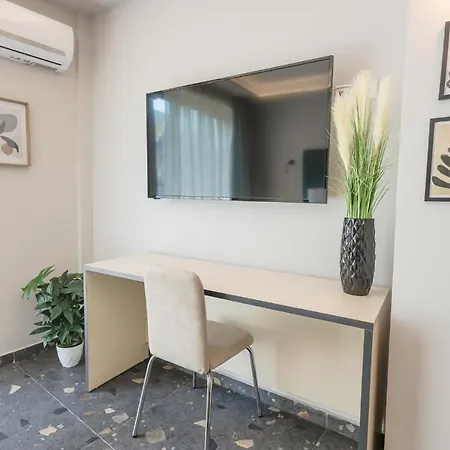 Apartment Life Athen