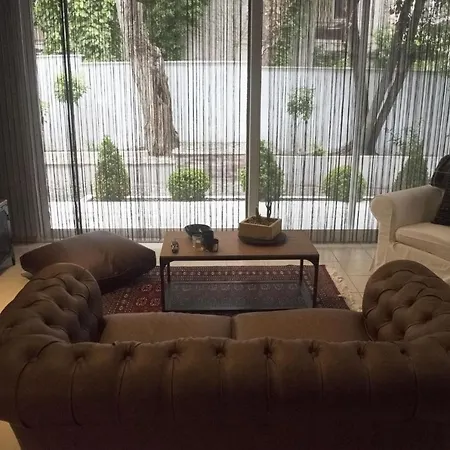 Friends Luxury In Marousi * Athens