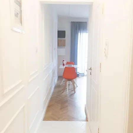 Noblenotes - Victor Apartman *