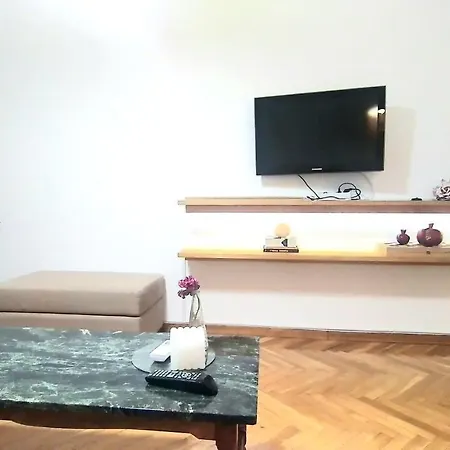 Comfy Apartment *