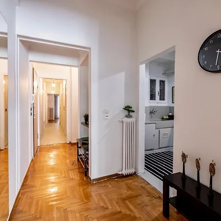 Cozy In Kolonaki - Sleeps 5 *