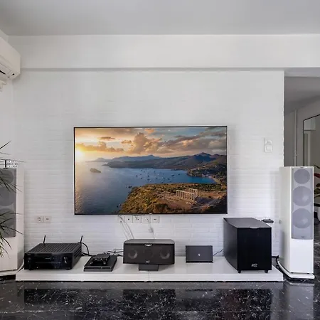 The Black Marble - Sea View, 2br, 2ba By Bnc
