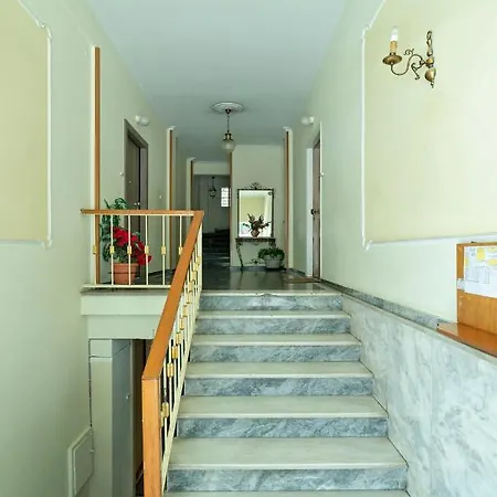Electra Urban Apartment