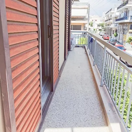 A Private For Girl Lady Couple Family We Share Other Spaces