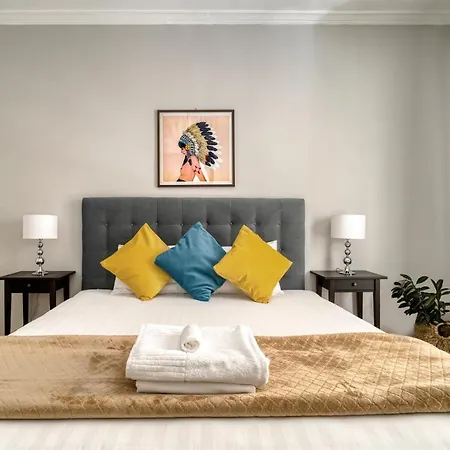 Alopekis Apartment *