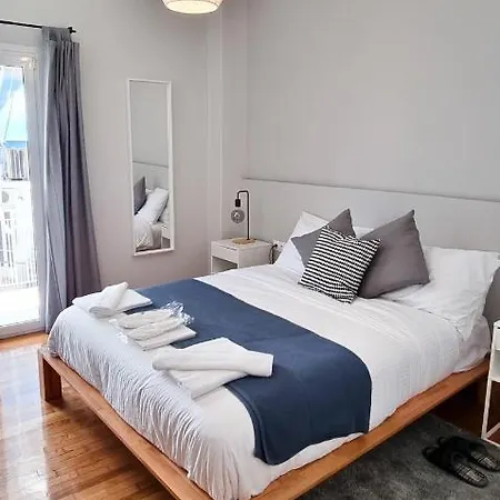 Cozy & Modern Near Panathenaic Stadium
