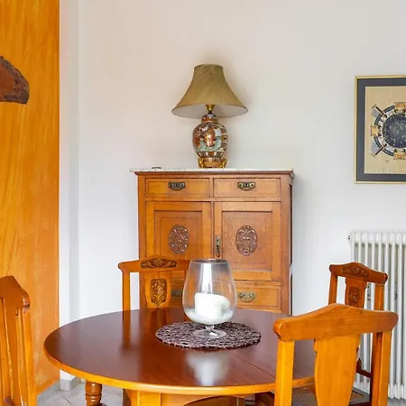 Apartment Spacious 2 Bedroom At Glifada Athens