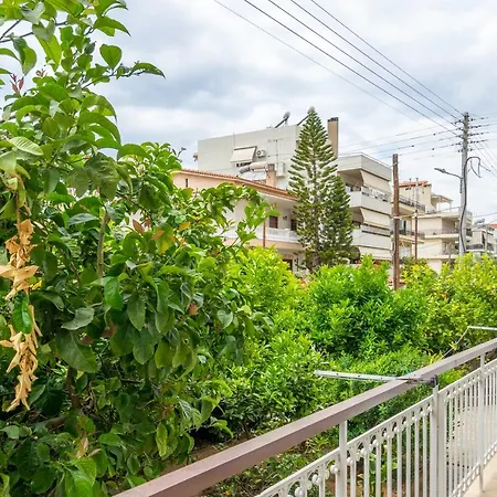 Apartment Spacious 2 Bedroom At Glifada Athens