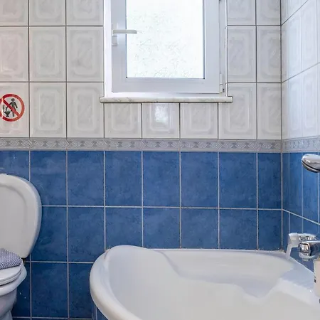 Spacious 2 Bedroom At Glifada Apartament *