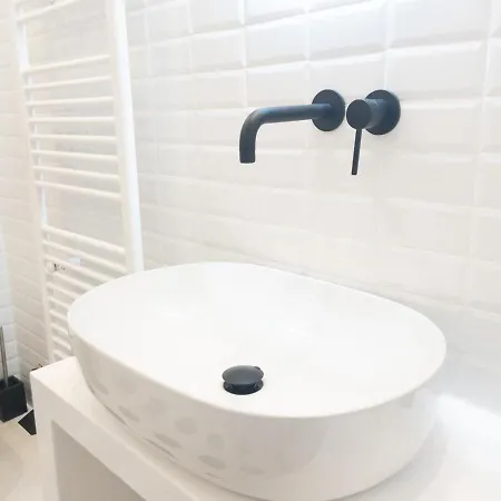 Noblenotes - Victor Apartman *