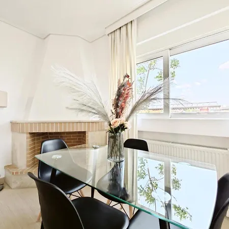 Apartment Menelaou By Athens