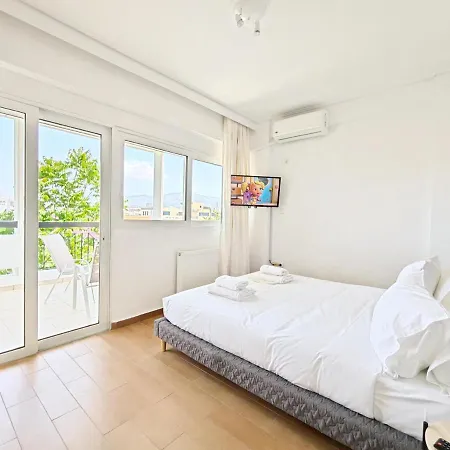 Apartment Menelaou By