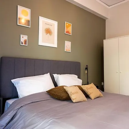 The Athenian Hideaway 2- Bedroom In Thiseio Athens